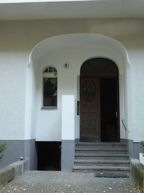 Hausansicht Hektorstr. 2 (Bild: Stolpersteine-Initiative CW, Hupka)