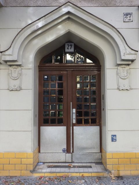 Hausansicht Horstweg 27 (Bild: Stolpersteine-Initiative CW, Hupka)