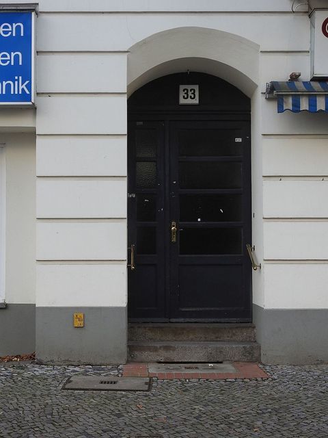 Hausansicht Leibnizstr. 33 (Bild: Stolpersteine-Initiative CW, Hupka)