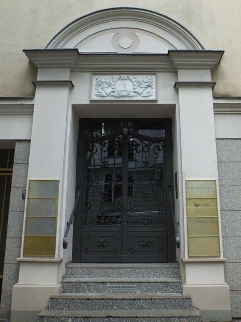 Hausansicht Marburger Str. 16 (Bild: Stolpersteine-Initiative CW, Hupka)