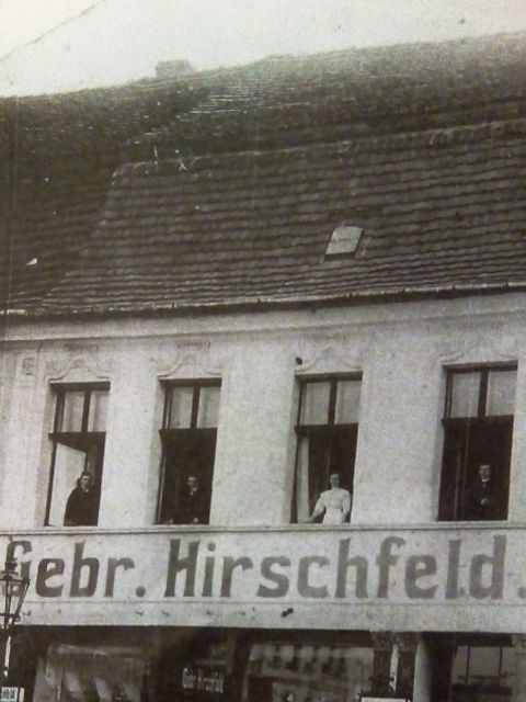 Stoffhandelshaus in Köslin (Bild: Familienbesitz)