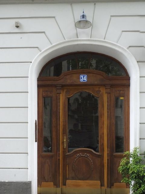 Hausansicht Wielandstr. 34 (Bild: Stolpersteine-Initiative CW, Hupka)