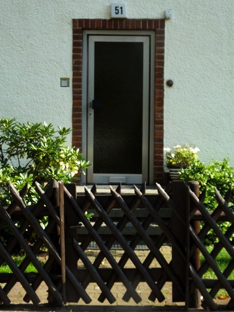 Hausansicht Zikadenweg 51 (Bild: Stolpersteine-Initiative CW, Hupka)