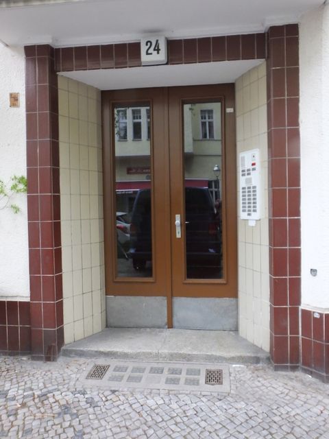Hausansicht Sybelstr. 24 (Bild: H.-J. Hupka, Stolpersteine-Initiative)