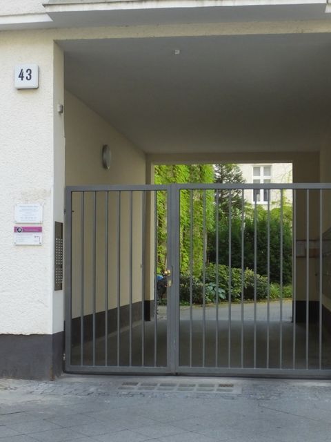 Hausansicht Fasanenstr. 43 (Bild: Stolpersteine-Initiative CW, Hupka)