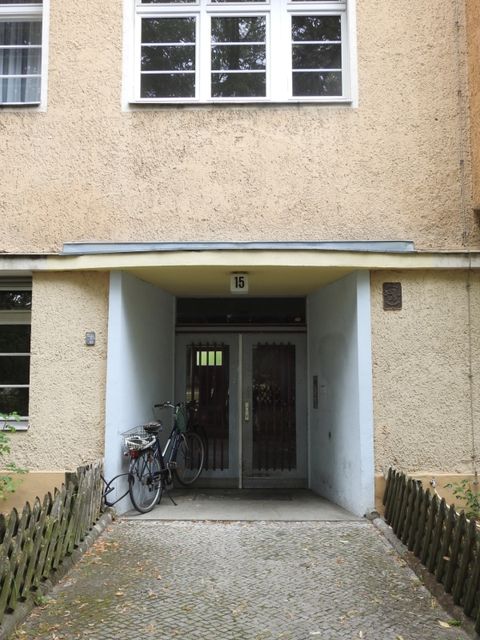 Hausansicht Pommersche Str. 15 (Bild: Stolpersteine-Initiative CW, Hupka)