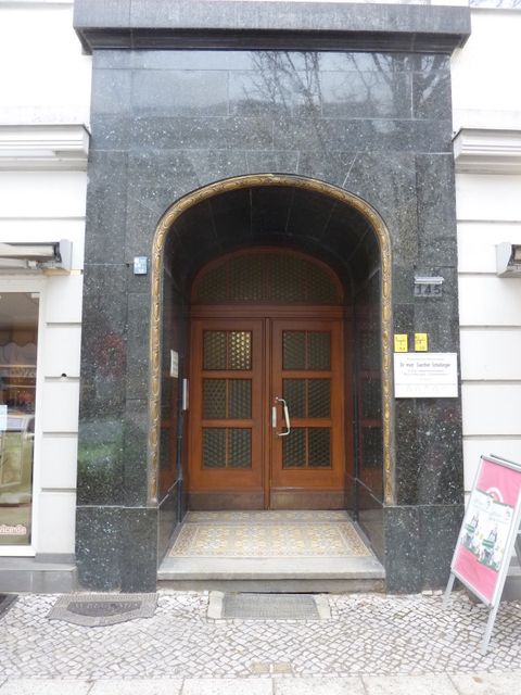 Uhlandstraße 145, 27.2.2013