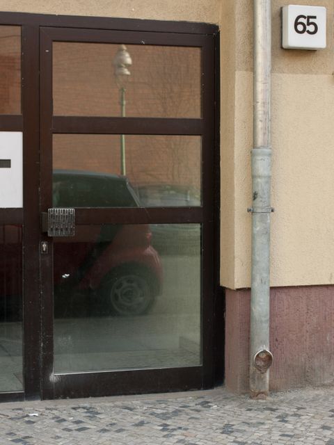 Hauseingang Niebuhrstr. 65, 20.4.13