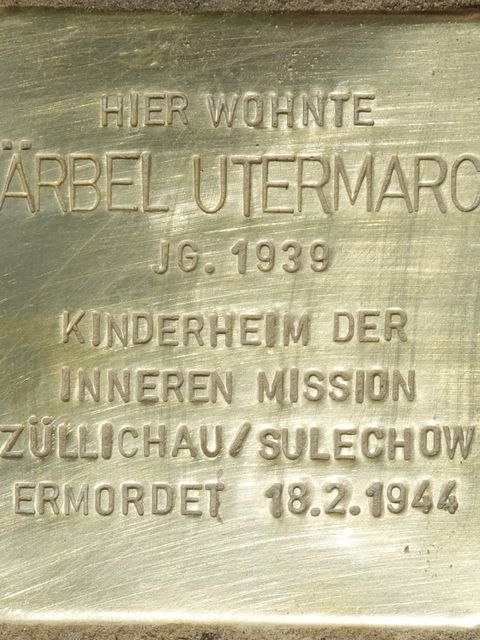 Stolperstein Bärbel Utermarck, Foto:H.-J. Hupka
