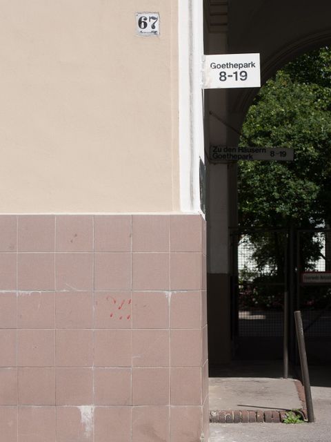 Hauseingang Goethepark 13 / Kaiser-Friedrich-Str. 67