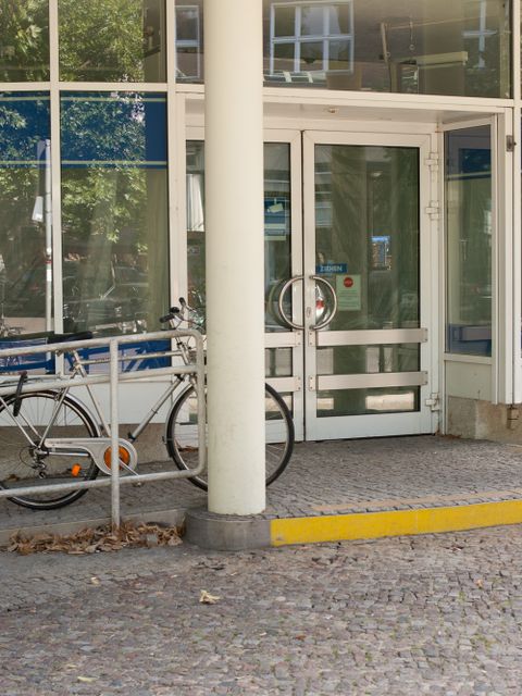 Hauseingang Ludwigkirchplatz 7