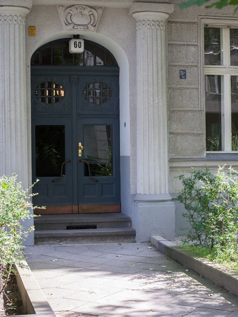 Hauseingang Nassauische Str. 60