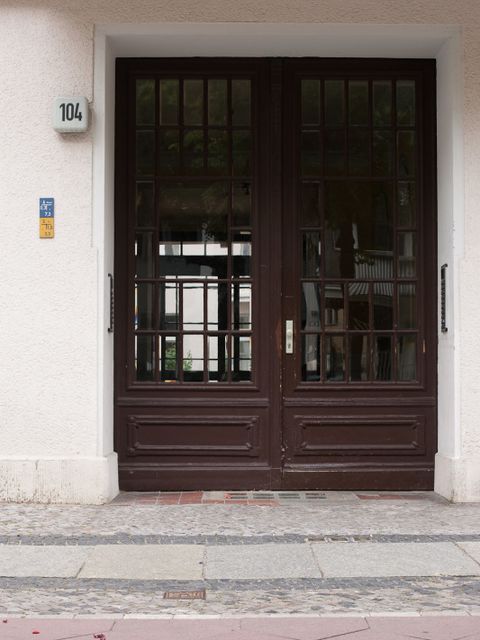Hauseingang Sophie-Charlotten-Str. 104, 03.06.2012
