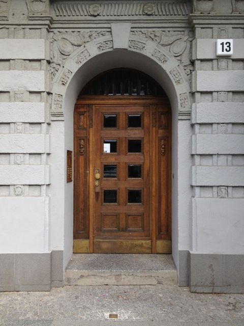 Hauseingang Trautenaustr. 13, 10.06.2012