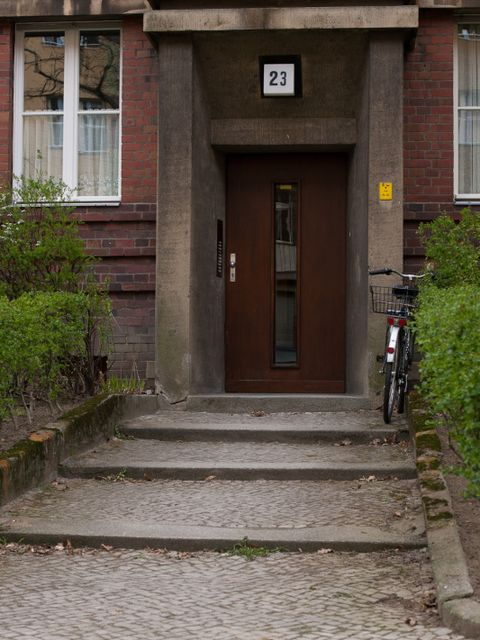 Hauseingang Wetzlarer Str. 23, 6.4.2012