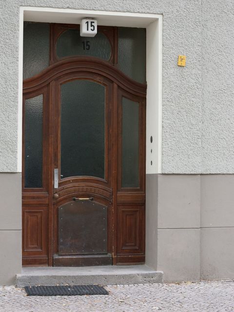Hauseingang Wielandstr. 15, 25.08.2012