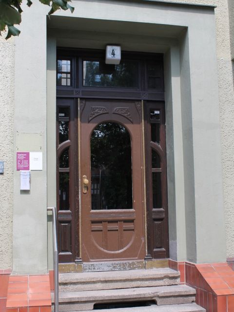 Hausansicht Hohenzollerndamm 4