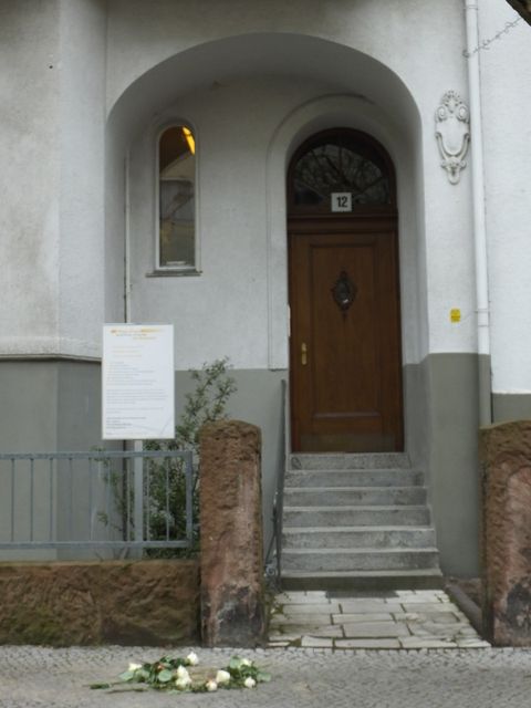 Hauseingang Marienbader Str. 12