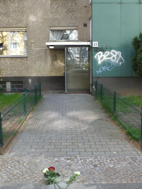Hauseingang Prinzregentenstr. 23, Foto: H-J. Hupka, 2014