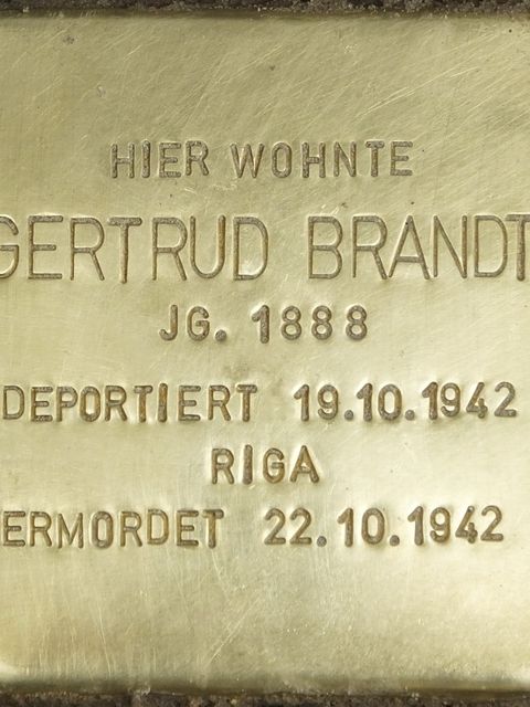 Stolperstein Gertrud Brandt, Foto:H.-J. Hupka, 2014