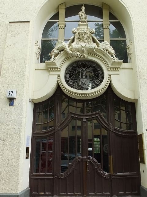 Hauseingang Westfälische Str. 37, Foto: H-J. Hupka, 2014