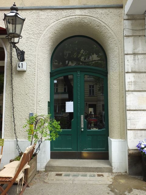 Hauseingang Westfälische Str. 41, Foto: H-J. Hupka, 2014