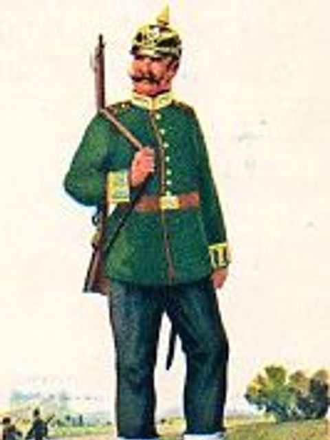 Preußischer Gendarm, auch der Lichtenberger Polizeiwache waren einige eigentlich zum Militär gehörende Gendarmen zugeteilt