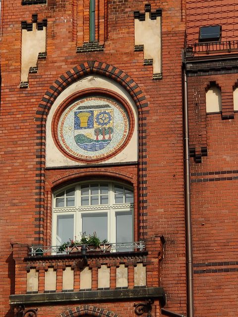 Glasmosaik mit Wappen