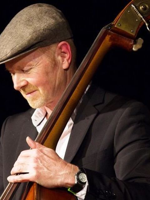 H.D. Lorenz am Bass (Bild: Hubert Manych)
