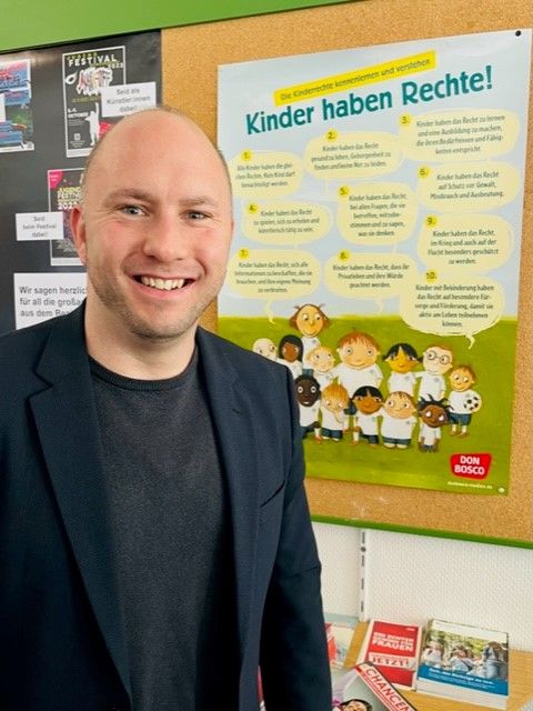 Jugendstadtrat Alexander Ewers (SPD) freut sich auf den Reinickendorfer Kinderrechtetag (Bild: BA Reinickendorf)