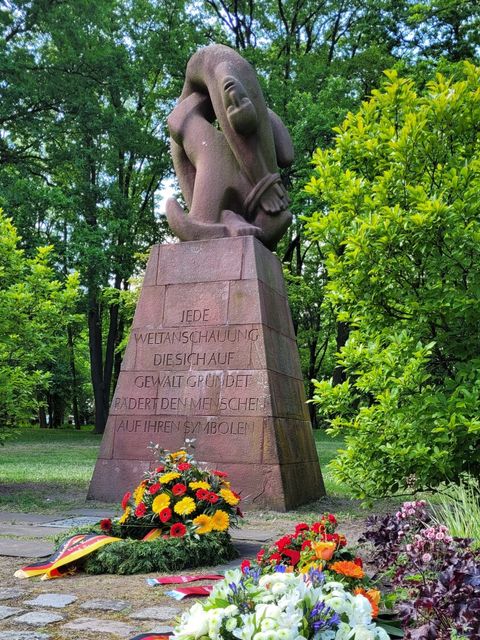 Mahnmal im Rathauspark (Bild: BA Rdf)