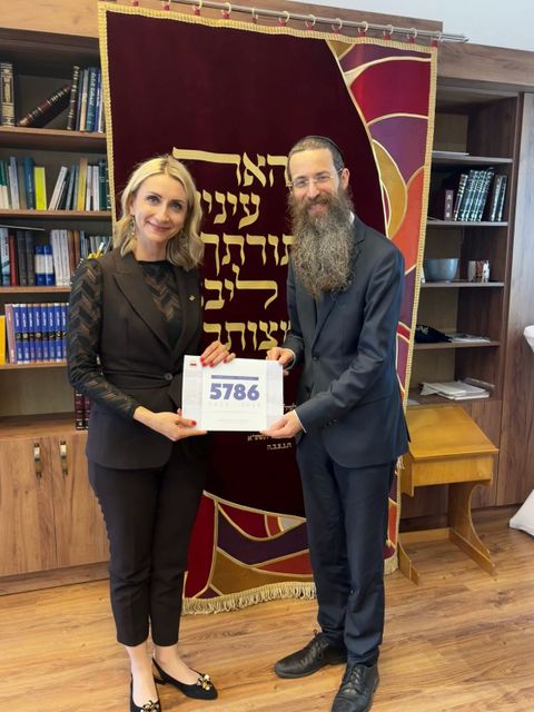 12. Juni 2026: Rabbiner Shmuel Segal von der Chabad-Gemeinde empfängt Bezirksstadträtin Malgorzata Sijbrandij