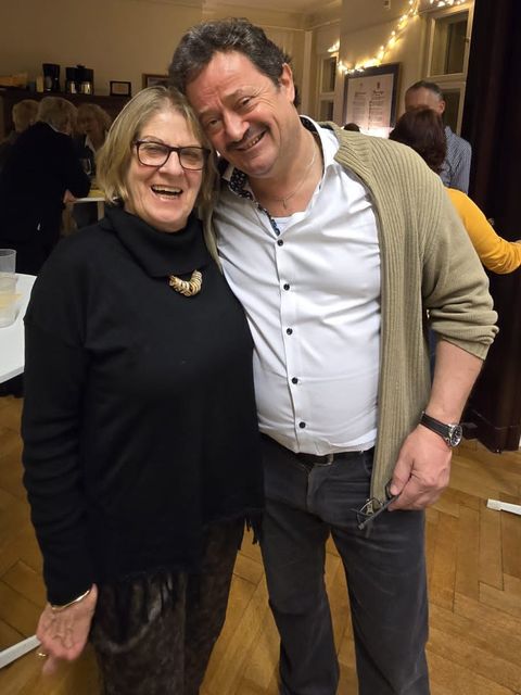 Haben gut lachen III: Gisela Pflug, stellv. Vorsitzende des Städtepartnerschaftsvereins, und Altbürgermeister Ralf Hilmes (Nentershausen)