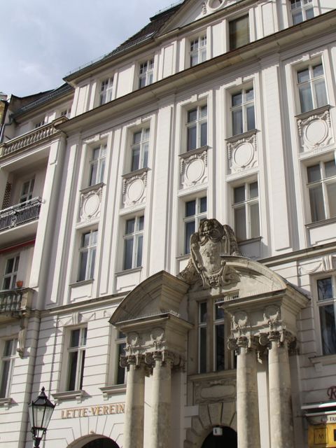 Das Portal des Lette-Vereins.