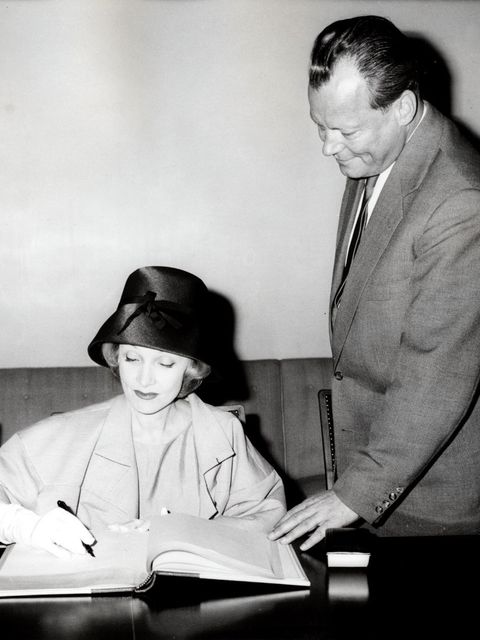 Marlene Dietrich und Willy Brand (Bild: © dpa Picture-Alliance GmbH)
