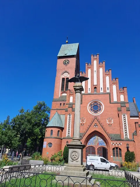 Denkmal für Gefallene der Einigungskirche auf dem Vorplatz der Christophoruskirche