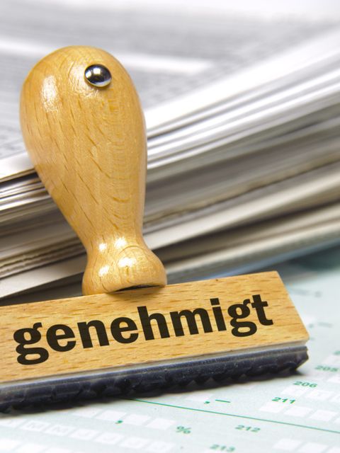 Stempel mit der Beschriftung "genehmigt"