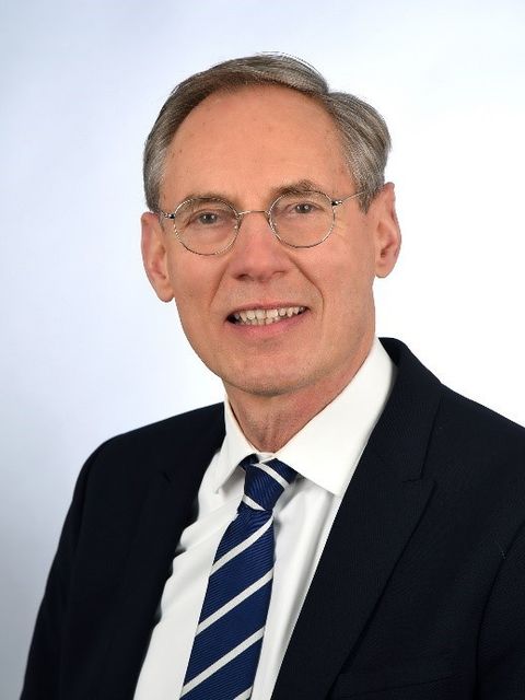 Herr Dr. Fenski