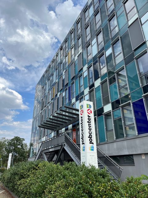 Eingang des Jobcenter Berlin Lichtenberg
