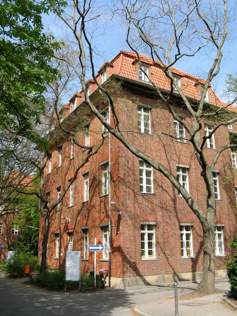 den Ost-Flügel des Hauses L auf dem Gelände Turmstraße 21 in Berlin-Moabit.
