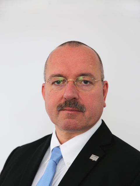 Dr. Robert Rath