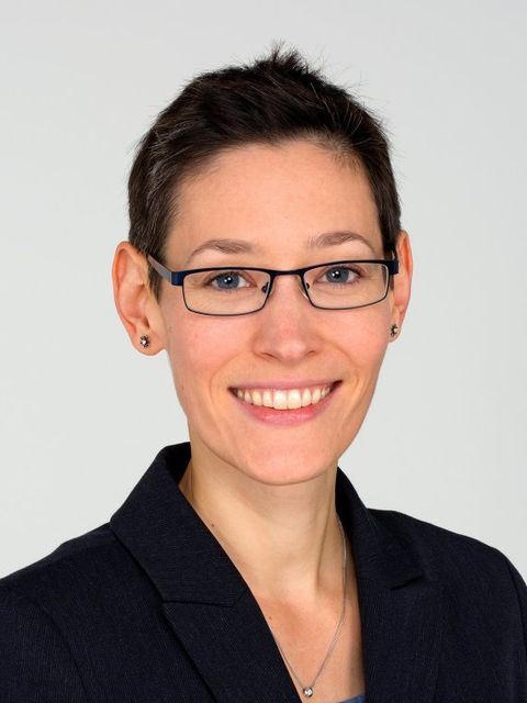 Frau Knöpnadel