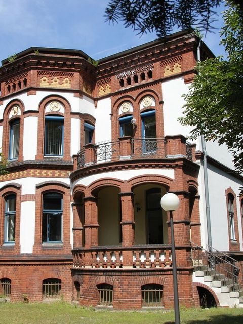 Aussenansicht Gebäude VHS Steglitz-Zehlendorf in Zehlendorf Markgrafenstrasse
