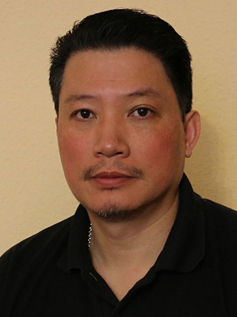Porträtfoto von den Kursleitenden Huu Minh Nguyen
