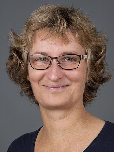 Porträtfoto von der Kursleitenden Judith Baum