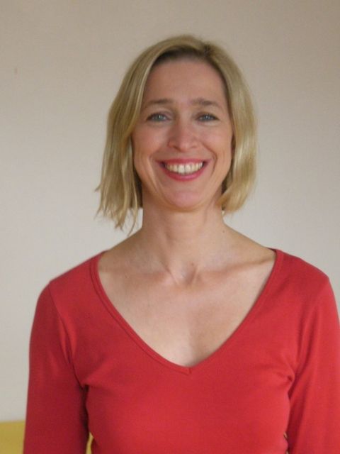 Porträtfoto von der Kursleitenden Heike Sheratte