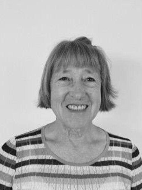 Porträtfoto von der Kursleitenden Lizzi Wolf