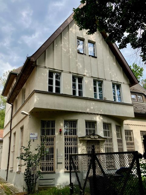 Lehrstätte der Volkshochschule Rondellstraße