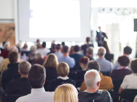 Publikum im Hörsaal