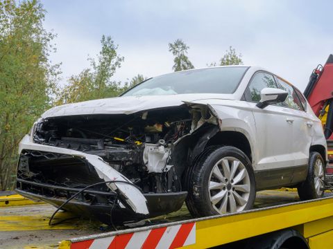 Frontschaden an einem Auto